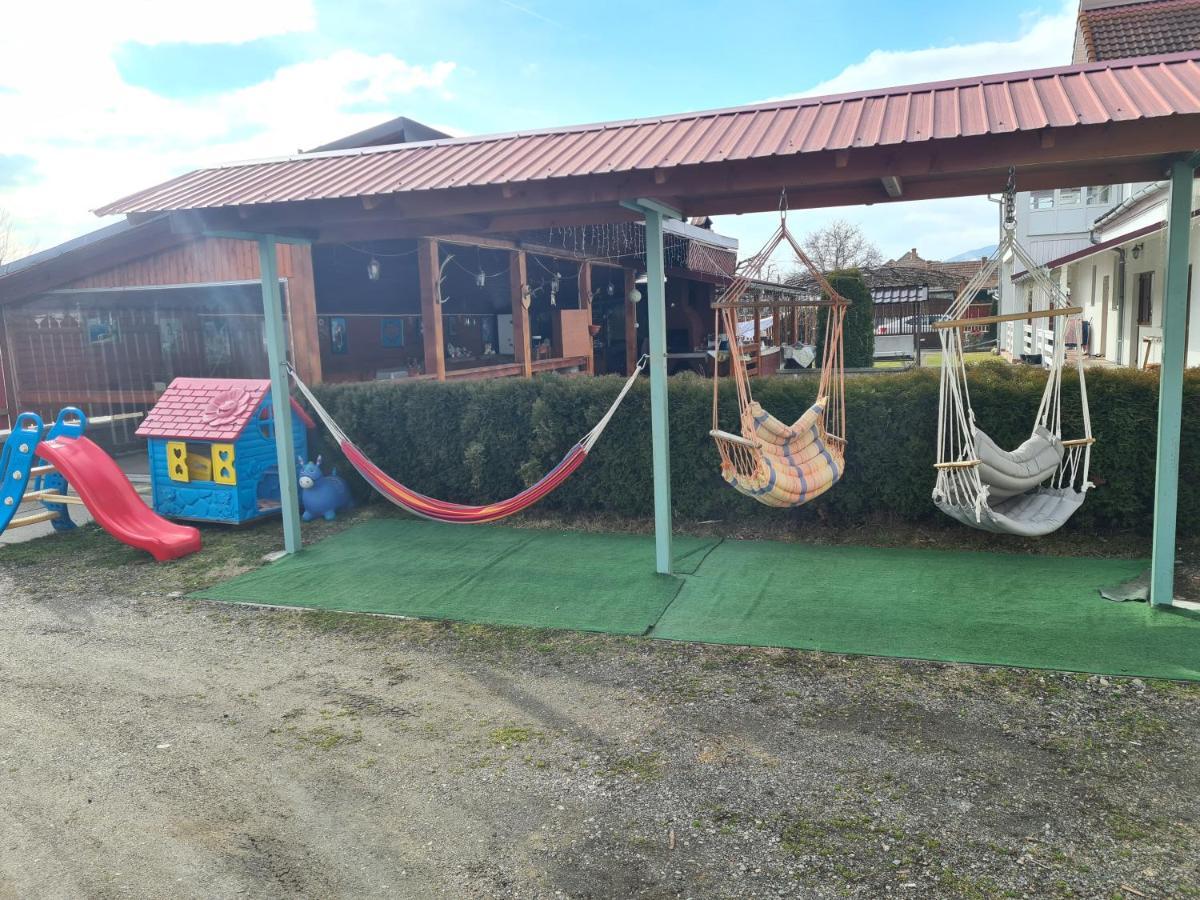 Cazare Turism Prislop Otel Haţeg Dış mekan fotoğraf